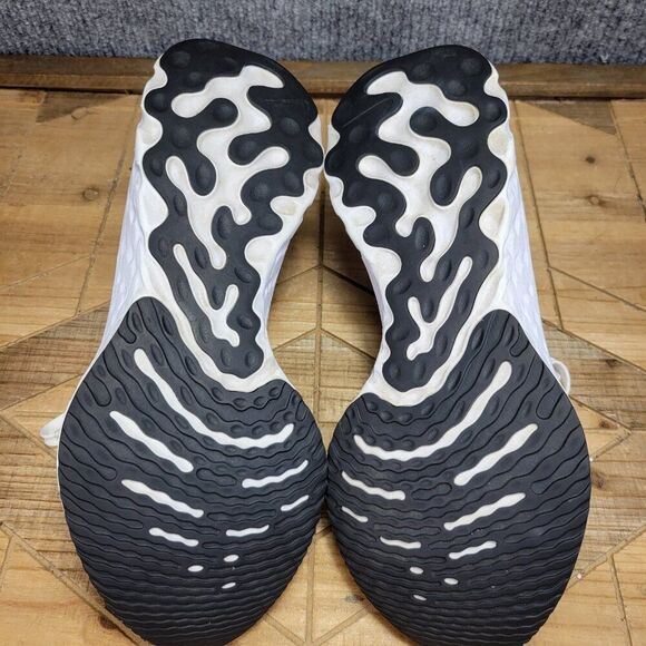 Nike React Infinity Run Flyknit Mens Shoes 8 White Black Green Knit Sneakers - Picture 9 of 12